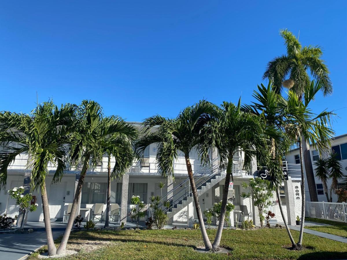 Pelican By The Sea Motel Pompano Beach Exterior photo